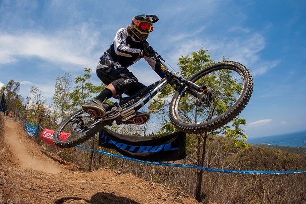 Asia Pacific Downhill Challange 2015